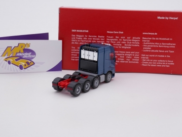 Preview: Herpa 304788-007 # Volvo FH16 Schwerlast-Zugmaschine 4-achs " ozeanblau " 1:87