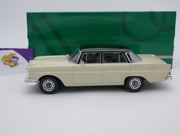 Preview: Cult CML151-1 # Mercedes Benz 220SE W111 Limousine Baujahr 1959 " cremebeige-schwarz " 1:18