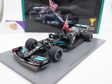 Spark 18S599 # Mercedes-AMG F1 No.44 Winner British GP 2021 " Lewis Hamilton " 1:18