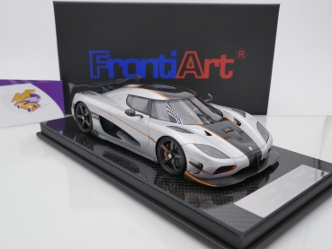 FrontiArt F052-175 # Koenigsegg Agera RS Baujahr 2015 " Moon Silver / Carbon " 1:18