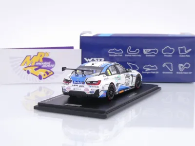 Preview: Spark UK035 # BMW 330i #16 Brands Hatch BTCC 2025 " LKQ Euro Car / Moffat " 1:43