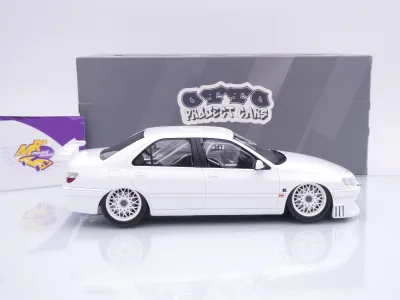 Preview: Ottomobile OT1284 # Peugeot 406 Baujahr 2024 weiß " Khyzyl Saleem " 1:18