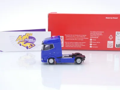 Preview: Herpa 320887 # DAF XG Facelift 2-achs Zugmaschine " blau " 1:87