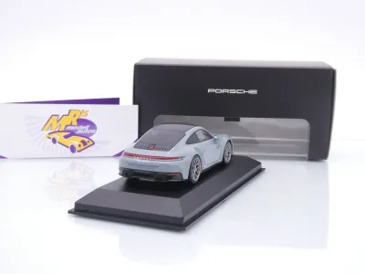 Preview: Spark WAP0200230SCPE # Porsche 911 Carrera 4S Baujahr 2025 " Shadegrün " 1:43