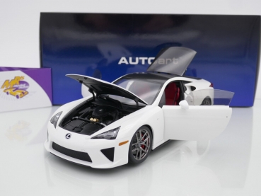 Preview: AUTOart 78851 # Lexus LFA Coupe Baujahr 2010 " weiß - carbon " 1:18