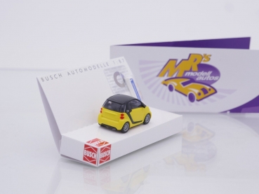 Preview: Busch 46224 # Smart Fortwo Electric Drive mit Ladesäule Baujahr 2012 " gelb-schwarz " 1:87