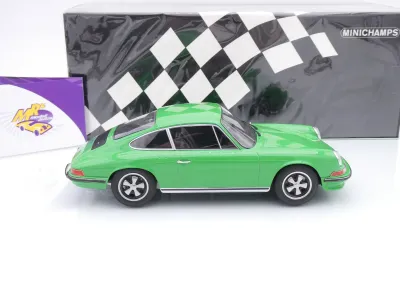 Preview: Minichamps 155063001 # Porsche 911 S 2.4 Coupe Baujahr 1972 " Lizardgrün " 1:18