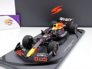 Preview: Spark 18S776 # Red Bull RB18 F1 Winner Abu Dhabi GP 2022 " Max Verstappen " 1:18