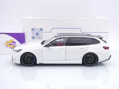 Preview: Solido S1814802 # BMW M5 (G99) Touring Baujahr 2025 " Alpinaweiß " 1:18