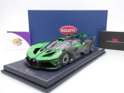 MR Collection BUG014B # Bugatti Bolide Baujahr 2024 " dunkelgrün-schwarz ( Verde Viper) " 1:18