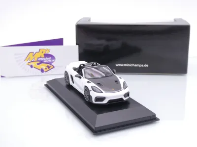 Preview: Minichamps 410063131 # Porsche 718 Spyder RS Baujahr 2023 " weiß-carbon " 1:43