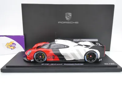 Preview: Spark WAP0210190RSTR # Porsche 919 Street Weissach Baujahr 2017 " rot-weiß " 1:18