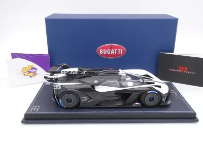 Preview: MR Collection BUG014E # Bugatti Bolide Baujahr 2024 " weiß-schwarz ( Quartz White ) " 1:18