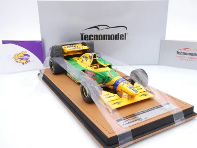 Tecnomodel TM18-377B # Benetton B193B F1 #5 Ungarn GP 1993 " Michael Schumacher " 1:18