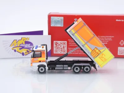 Preview: Herpa 098854 # Mercedes-Benz Arocs Wechsellader-LKW " Feuerwehr Paderborn " 1:87