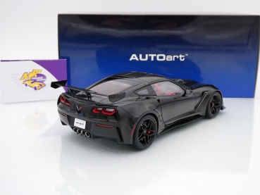Preview: AUTOart 71276 # Chevrolet Corvette C7 ZR1 Baujahr 2019 " Gloss Black / schwarz " 1:18