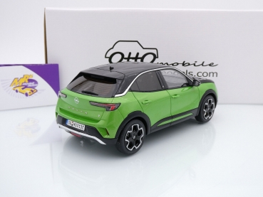 Preview: Ottomobile OT435 # Opel Mokka-e GS Line Baujahr 2023 " hellgrün-schwarz " 1:18