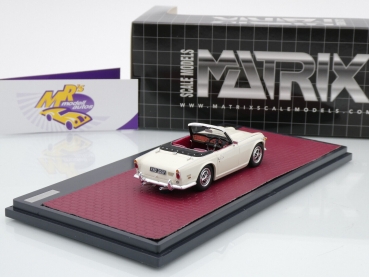Preview: Matrix MX41902-043 # Triumph TR5 P1 Cabriolet Baujahr 1967-1968 " neuweiß " 1:43