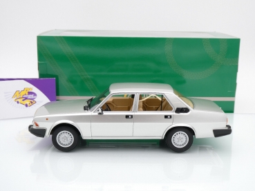 Preview: Cult CML239-2 # Alfa Romeo 6 2.5 Typ 119 Limousine Baujahr 1979-83 " silbermetallic " 1:18