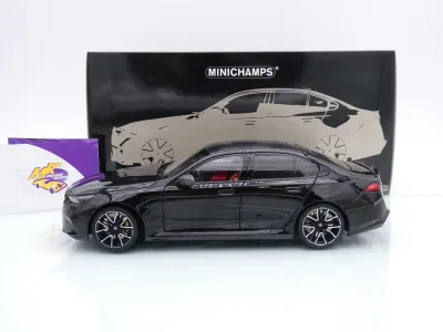 Preview: Minichamps 110023801 # BMW M5 Limousine Baujahr 2024 " schwarzmetallic " 1:18