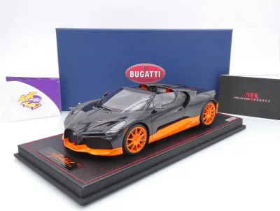 MR Collection BUG015WR # Bugatti W16 Mistral Cabrio 2023 Carbonschwarz-orange " World Record " 1:18