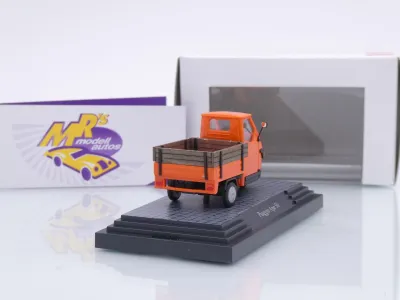 Preview: Busch 60005 # Piaggio Ape 50 + Holzaufsatz Baujahr 2006 " orange " 1:43