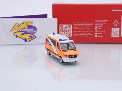 Preview: Herpa 099066 # Mercedes-Benz Sprinter '18 Bus FD " Berliner Feuerwehr 112 " 1:87