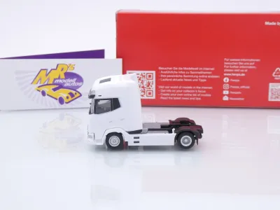 Preview: Herpa 320900 # DAF XG+ Facelift 2-achs Zugmaschine " weiß " 1:87