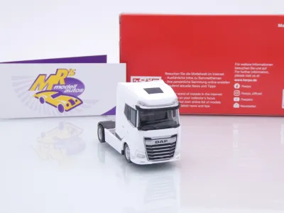 Preview: Herpa 320900 # DAF XG+ Facelift 2-achs Zugmaschine " weiß " 1:87