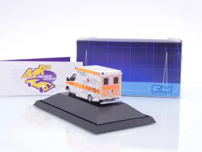 Preview: Rietze 76117 # Mercedes-Benz GSF RTW 18 " Rettungsdienst DRK Wolfenbüttel " 1:87