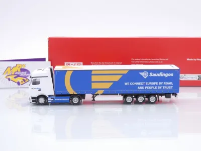 Preview: Herpa 320924 # Mercedes-Benz Actros Gardinenplanen-Sattelzug " Saudingos / Litauen " 1:87