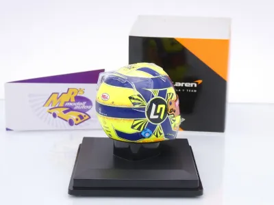 Preview: Spark 5HF054 # Helm Formel 1 Team McLaren F1 " Lando Norris #4 2021 " 1:5