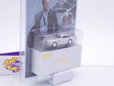 Preview: TSM MINI GT MGT00909-007S # Aston Martin DB5 " James Bond  Casino - Spanien Version " 1:64