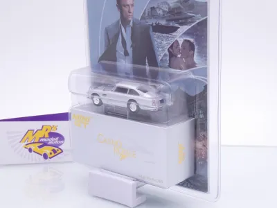 Preview: TSM MINI GT MGT00909-007S # Aston Martin DB5 " James Bond  Casino - Spanien Version " 1:64
