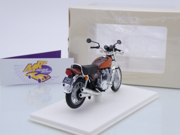Preview: Norev 182031 # Kawasaki Z900 Motorrad Baujahr 2016 " orange-schwarz " 1:18