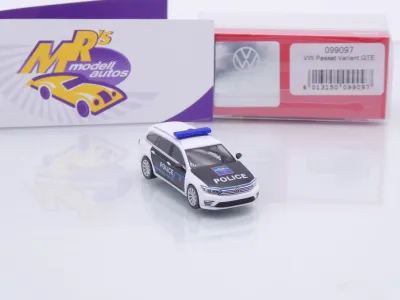 Preview: Herpa 099097 # Volkswagen VW Passat Variant Einsatzwagen " Polizei Paris " 1:87