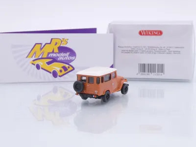 Preview: Wiking 0113 01 # Toyota Land Cruiser Geländewagen Baujahr 1960-77 " braun-weiß " 1:87