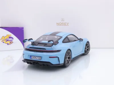 Preview: Norev 187000 # Porsche 911 (992) GT3 Weissach Baujahr 2025 " Gulfblau " 1:18