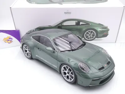 Norev 127552 # Porsche 911 (992) S/T Baujahr 2023 " Malachitgrünmetallic " 1:12