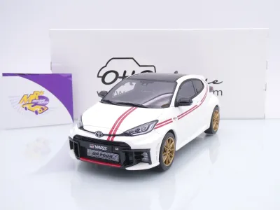 Ottomobile OT1183 # Toyota GR Yaris Italy Edition Baujahr 2024 " weiß-rot " 1:18
