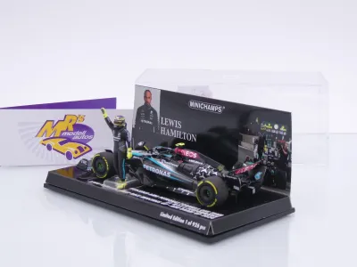Preview: Minichamps 410242444 # Mercedes-AMG W15 E F1 Abu Dhabi GP 2025 " Lewis Hamilton " 1:43