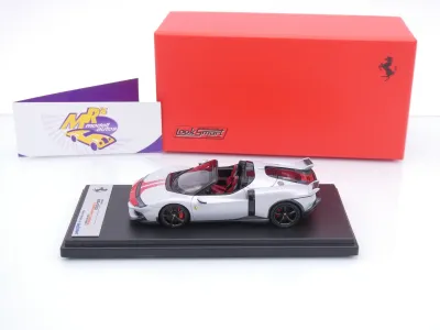 Preview: Look Smart LS566H # Ferrari 849 Testarossa Spider Baujahr 2026 " Bianco Artico " 1:43
