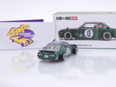 Preview: TSM MINI GT KHMG249 # Nissan Skyline 2000 GT-R " Kaido House / Cortez V1 " 1:64
