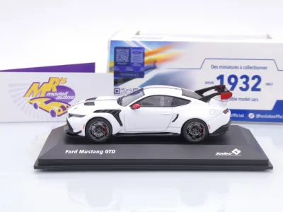 Preview: Solido S4318303 # Ford Mustang GTD Baujahr 2025 weiß " Spirit of America " 1:43