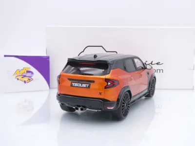 Preview: Ottomobile OT1316 # Dacia Duster Redust 4x2 Hybrid Baujahr 2025 " orangemetallic " 1:18