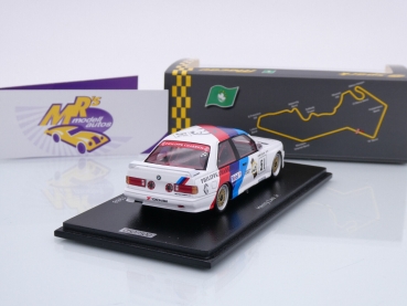 Preview: Spark SA270 # BMW E30 M3 Nr.51 Winner Macau Guia 1988 " Henry Lee Jr. " 1:43