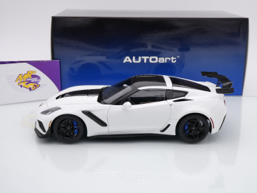 Preview: AUTOart 71270 # Chevrolet Corvette C7 ZR1 Baujahr 2019 " Arctic White / weiß " 1:18
