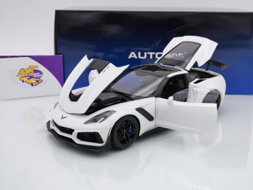 Preview: AUTOart 71270 # Chevrolet Corvette C7 ZR1 Baujahr 2019 " Arctic White / weiß " 1:18