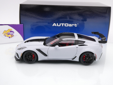 Preview: AUTOart 71277 # Chevrolet Corvette C7 ZR1 Baujahr 2019 " Matrix Grey / grau " 1:18