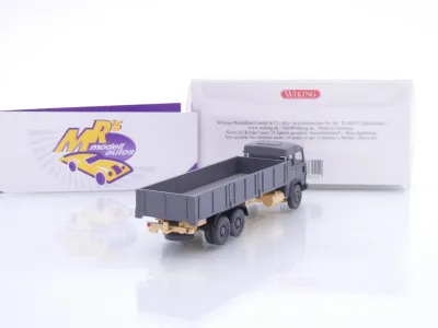 Preview: Wiking 0433 11 # Magirus 235 D Hochbordpritschen-LKW Baujahr 1963-71 grau " Transeuropa " 1:87